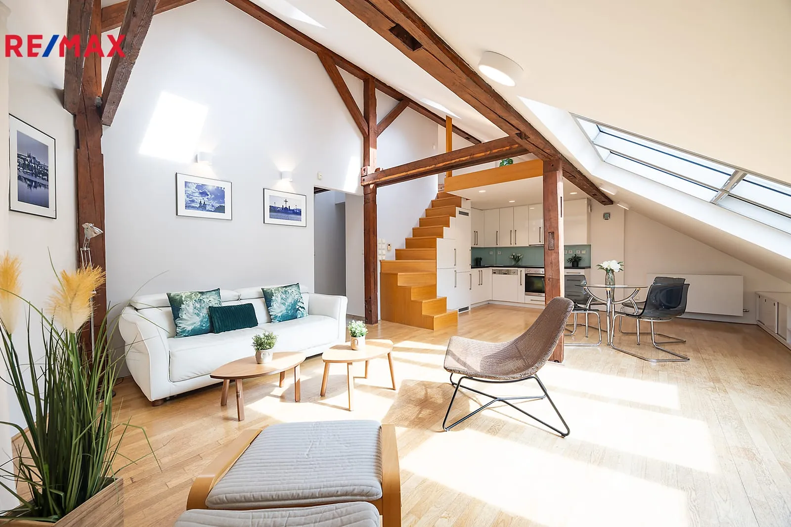 Fotografie Prodej bytu 2+kk v osobním vlastnictví 66 m², Praha 1 - Staré Město — 2