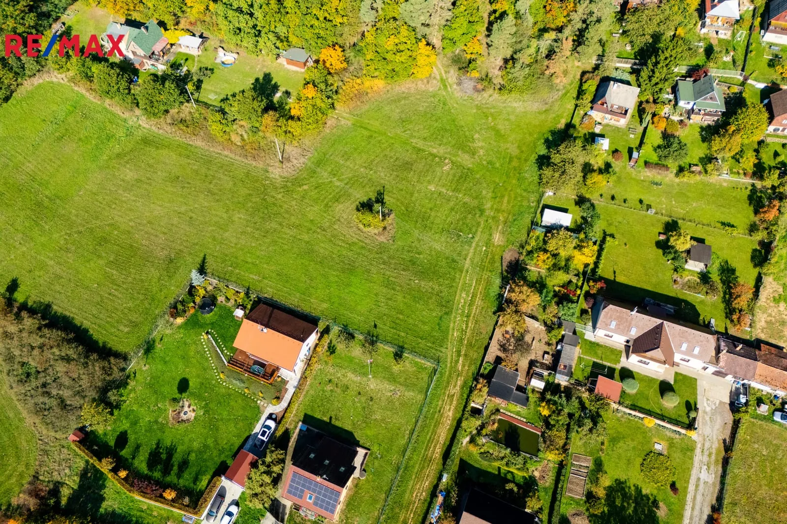 Fotografie Prodej pozemku 4000 m², Lážovice — 3