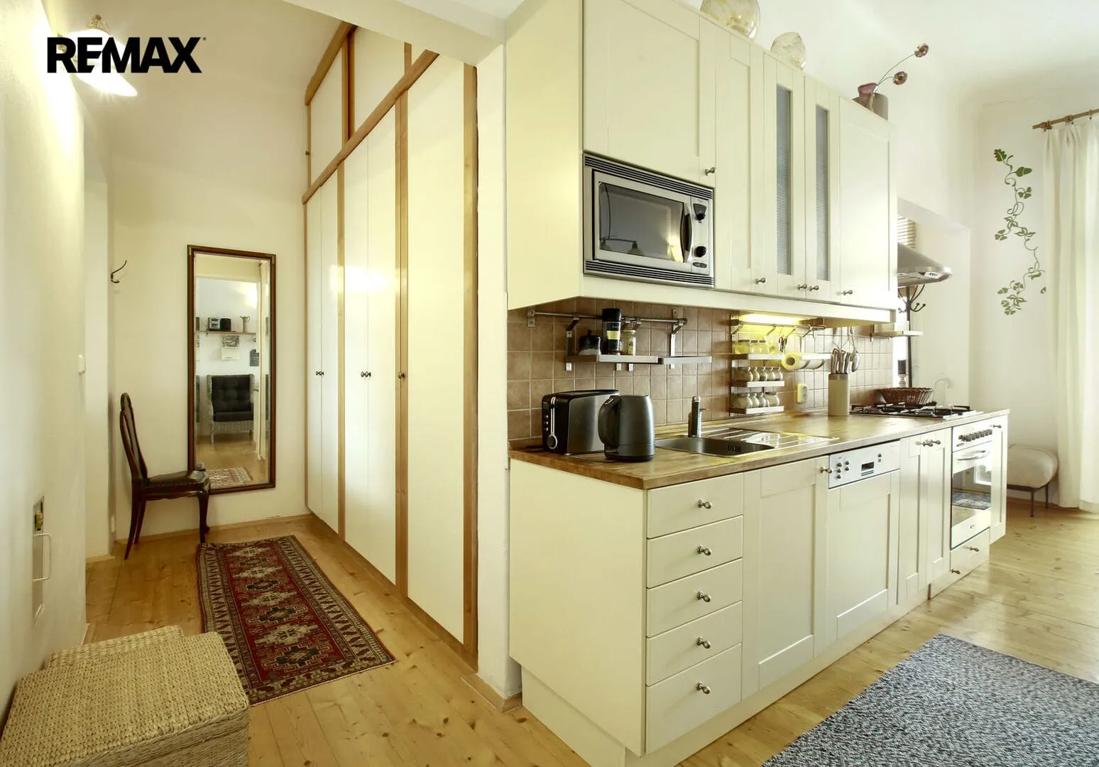 Fotografie Pronájem bytu 2+1 v osobním vlastnictví 70 m², Praha 10 - Vinohrady — 5