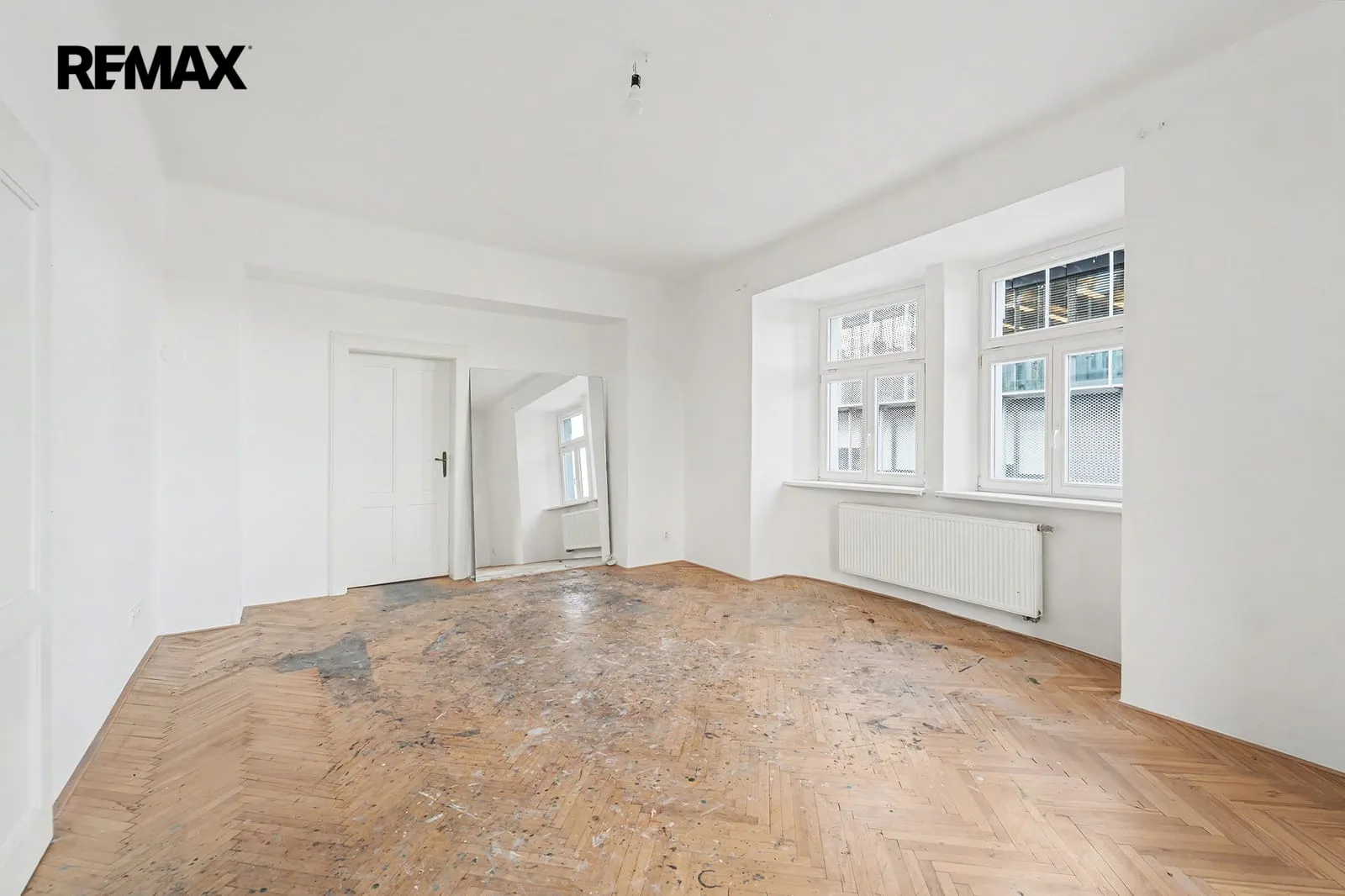 Fotografie Prodej bytu 3+1 v osobním vlastnictví 99 m², Praha 5 - Smíchov - 3